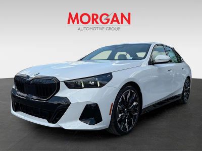 2027 BMW 5 Series — photo 7 view