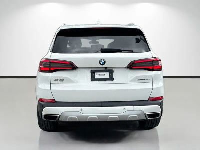 2021 BMW X5 — interior view
