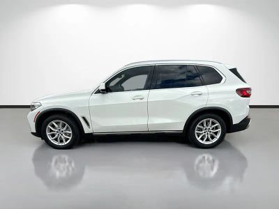 2021 BMW X5 — engine compartment view