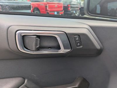2025 Ford Bronco — photo 18 view