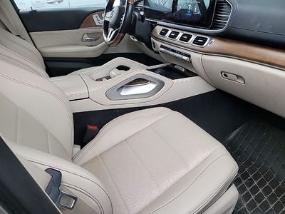 2022 Mercedes-Benz GLS - Photo 14