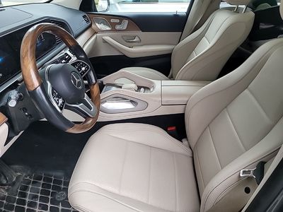 2022 Mercedes-Benz GLS - Photo 6