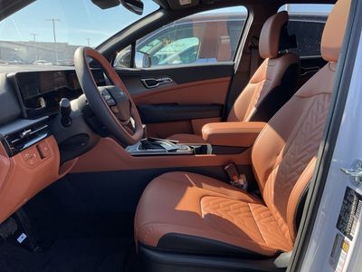 2026 Kia Sportage — photo 9 view
