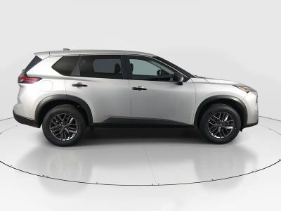 2024 Nissan Rogue - Photo 8