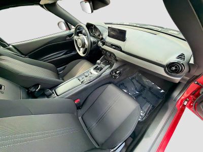 2024 Mazda MX-5 Miata — photo 25 view