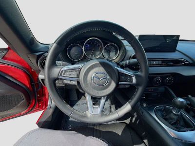 2024 Mazda MX-5 Miata — photo 10 view
