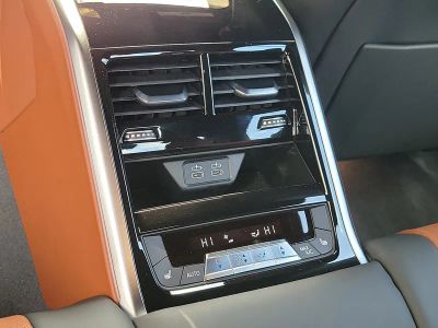 2026 BMW 8 Series — photo 11 view