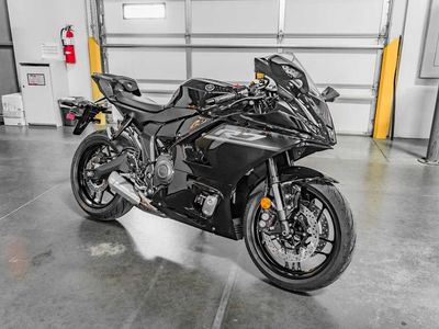 2026 Yamaha YZF-R7 - Photo 2