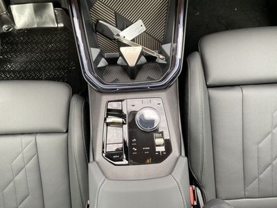 2025 BMW X3 - Photo 10