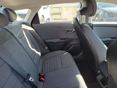 2025 Kia K4 — photo 27 view