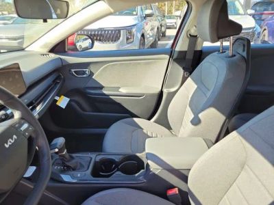 2025 Kia K4 — photo 8 view