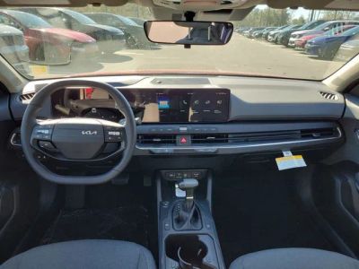 2025 Kia K4 — photo 21 view