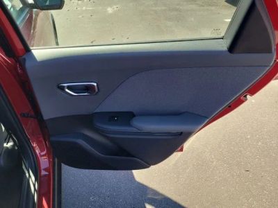 2025 Kia K4 — photo 28 view