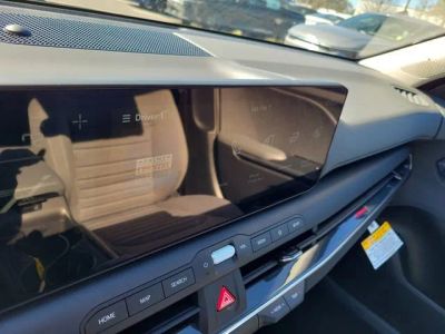 2025 Kia K4 — photo 15 view