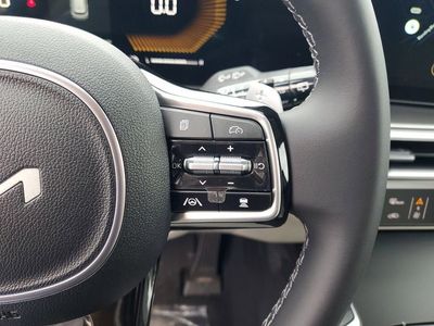 2025 Kia Sorento Hybrid - Photo 12