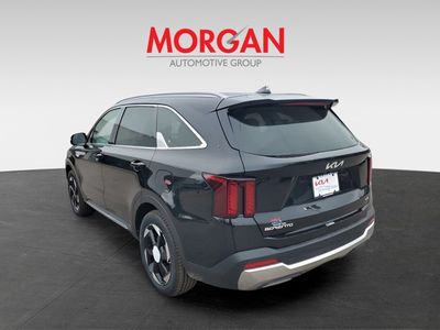 2025 Kia Sorento Hybrid - Photo 4