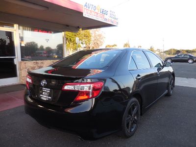 2013 Toyota Camry - Photo 3