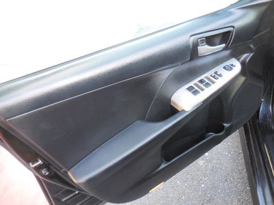 2013 Toyota Camry - Photo 15