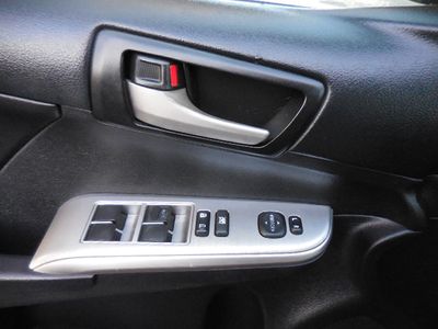 2013 Toyota Camry - Photo 17