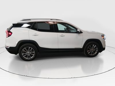 2024 GMC Terrain — photo 8 view