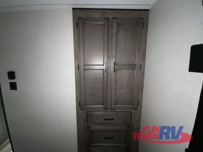 2024 Venture RV Stratus - Photo 20