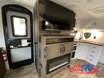 2024 Venture RV Stratus - Photo 18