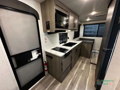 2024 Keystone RV Hideout — photo 18 view