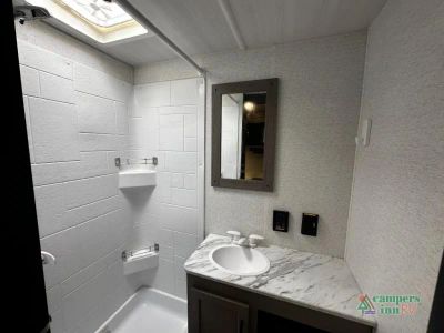 2024 Keystone RV Hideout — photo 31 view