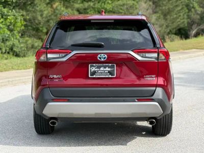 2022 Toyota RAV4 Hybrid - Photo 10