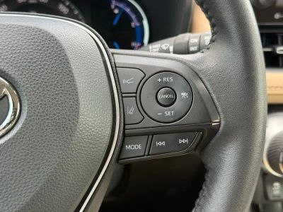 2022 Toyota RAV4 Hybrid - Photo 32