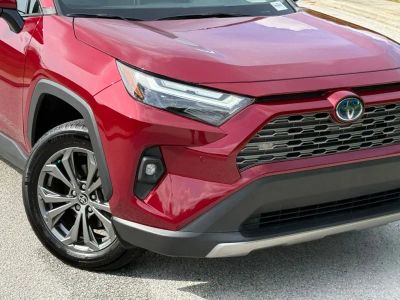 2022 Toyota RAV4 Hybrid - Photo 4