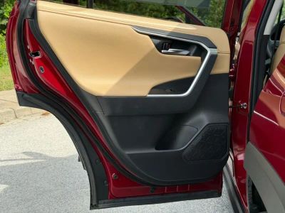 2022 Toyota RAV4 Hybrid - Photo 26