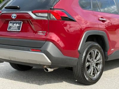 2022 Toyota RAV4 Hybrid - Photo 13