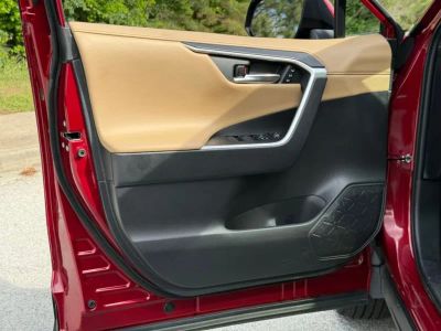 2022 Toyota RAV4 Hybrid - Photo 22