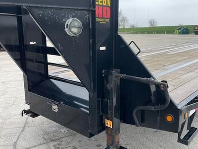 2020 Big Tex Trailers 22GN-HDTS 40 — engine compartment view