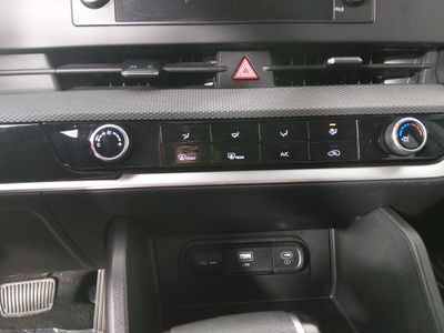 2024 Kia Sportage - Photo 17