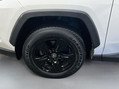 2021 Toyota RAV4 - Photo 11