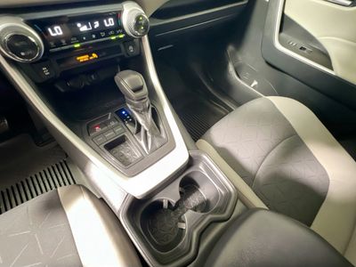 2021 Toyota RAV4 - Photo 22