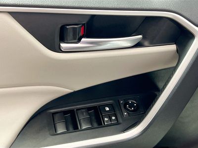 2021 Toyota RAV4 - Photo 14
