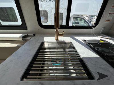 2026 Thor Motor Coach Chateau - Photo 19
