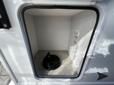 2026 Thor Motor Coach Chateau - Photo 6