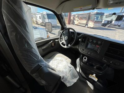 2026 Thor Motor Coach Chateau - Photo 14