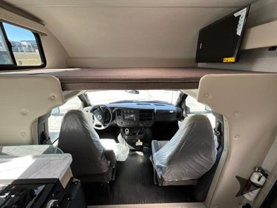 2026 Thor Motor Coach Chateau - Photo 10