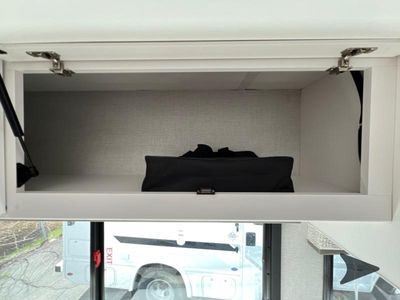 2026 Thor Motor Coach Chateau - Photo 25