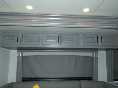 2026 Fleetwood Discovery LXE - Photo 15