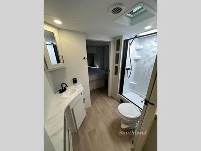 2026 Grand Design Transcend - Photo 14