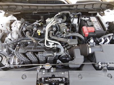 2024 Nissan Altima — photo 9 view