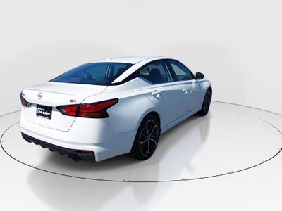 2024 Nissan Altima — photo 7 view