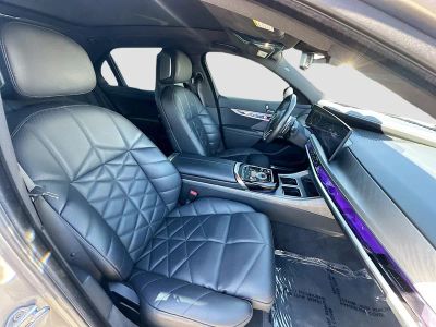 2023 BMW 7 Series — photo 25 view