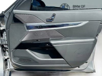 2023 BMW 7 Series — photo 35 view